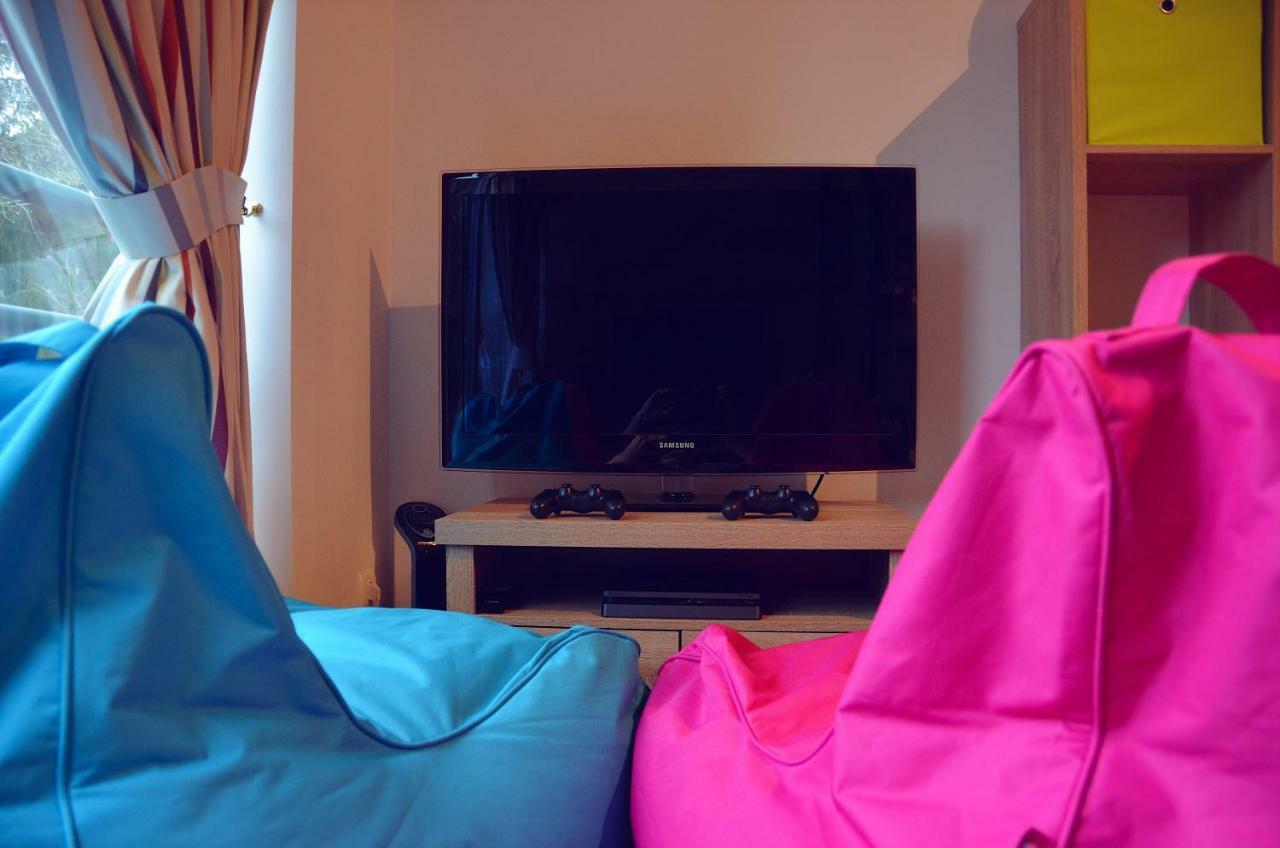 Dakota - Jacuzzi, Zwembad, Playstation *